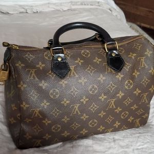 Authentic Louis Vuitton speedy 30 bag